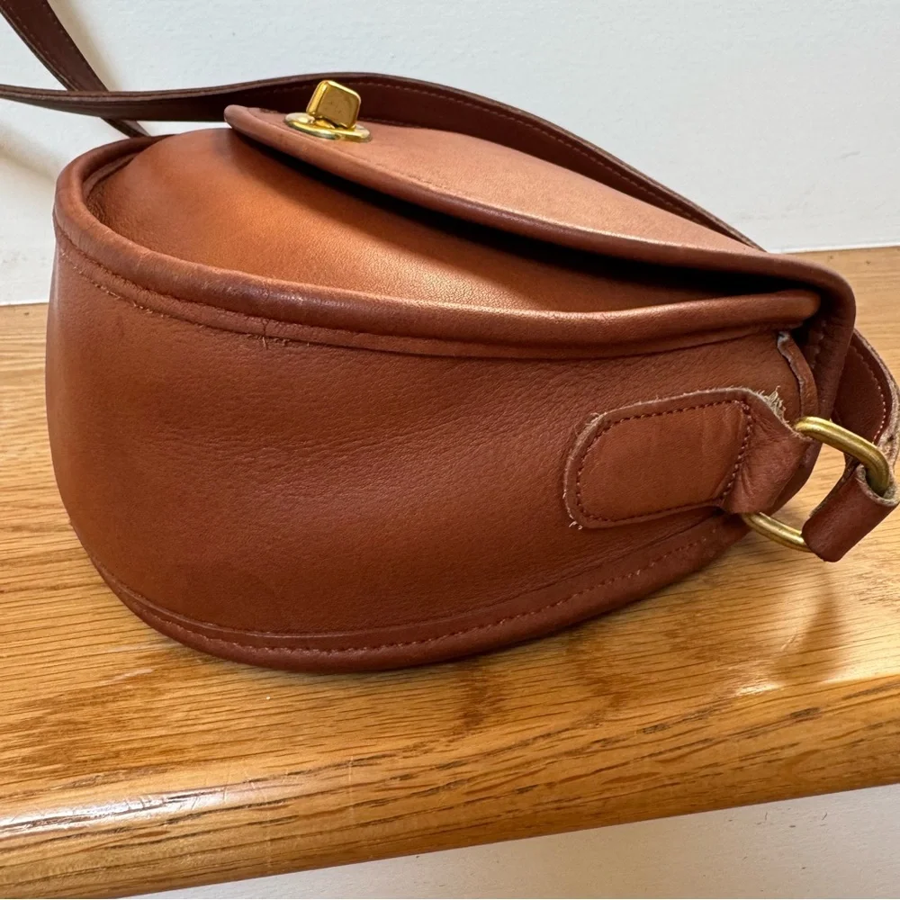 Vintage Coach Watson 9981 British Tan Leather Crossbody Bag - Picture 12 of 12